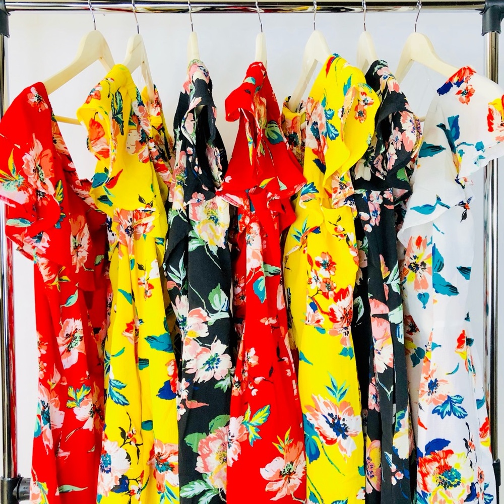 HP β¬οΈ $49 3X Floral Romper - Picture 7 of 7